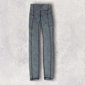 LULULEMON ATHLETICA Trendy High Rise Gray Leggings